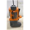 Image 2 : Ridgid R84081 MaxSelect 18-Volt/24-Volt Cordless AM/FM Jobsite Radio