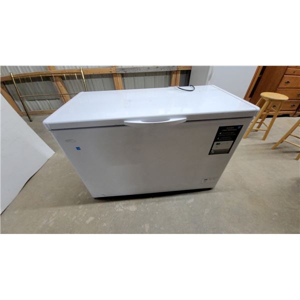 Danby 10.6 Cubic Foot Chest Freezer
