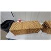 Image 3 : Two Woven Seagrass Storage Baskets with Hinged Lids 10 x 25 x 9.6"