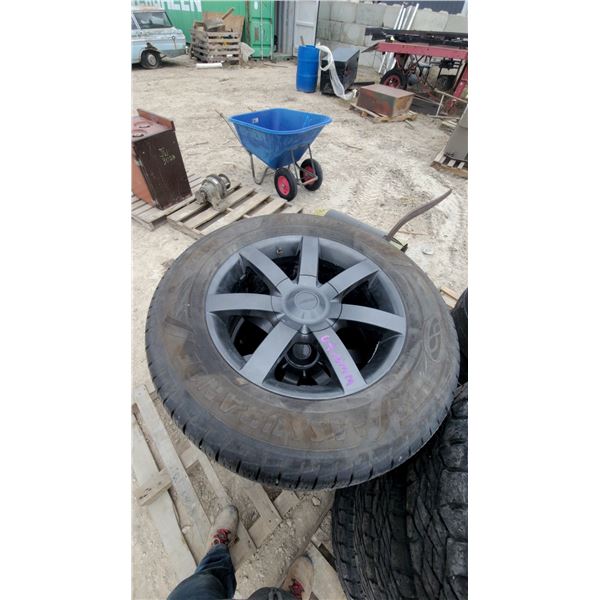 Set of Four Maxtrek 265/60R18 All-Season Tires on 8-Spoke Alloy Wheels - FAST Rims Bolt Pattern
