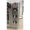 Image 5 : Black+Decker Stainless Steel Convection Toaster Oven with Baking Pan and Rack