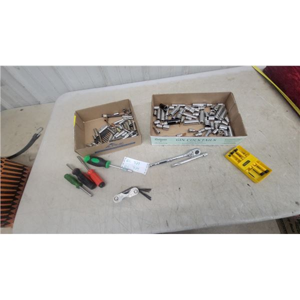 Assorted Socket Set 1/4"+3/8" Breaker Bar, Hex Keys, and More