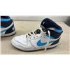 Image 6 : Nike Court Force High Sneakers in White, Navy Blue, and Light Blue, Sz 11