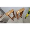 Image 4 : Pair of Wooden Saddle Stand