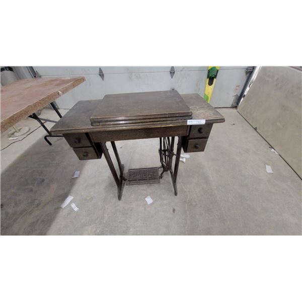 Antique Singer Treadle Sewing Machine Cabinet with Cast Iron Base and Drawers No Sewing Head