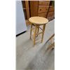 Image 3 : Pair of Light Wood Round-Top Four-Leg Bar Stools with Double Stretchers