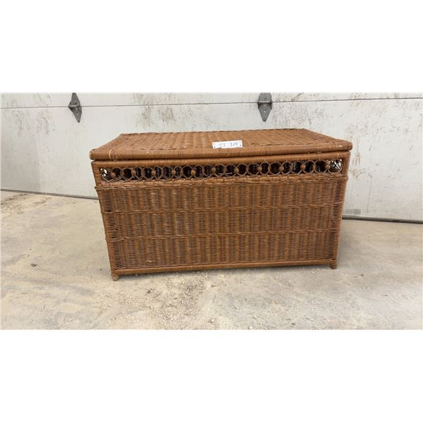 Large Wicker Storage Trunk with Decorative Openwork Border and Hinged Lid, 20 x 36 x 20"