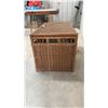 Image 4 : Large Wicker Storage Trunk with Decorative Openwork Border and Hinged Lid, 20 x 36 x 20"