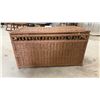 Image 5 : Large Wicker Storage Trunk with Decorative Openwork Border and Hinged Lid, 20 x 36 x 20"