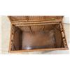 Image 7 : Large Wicker Storage Trunk with Decorative Openwork Border and Hinged Lid, 20 x 36 x 20"