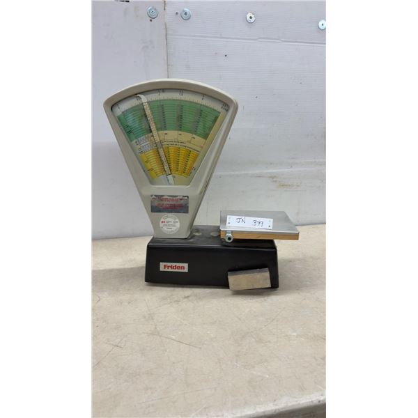 Friden 882 Mechanical Postal Scale, 2.5 kg Capacity with Integrated Postage Rate Calculator