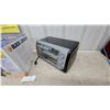 Image 4 : Black & Decker Toast-R-Oven Classic Toaster Oven Model TRO390B with Original Box