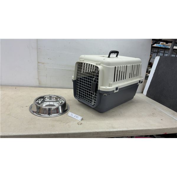 Hard-Sided Pet Carrier with Wire Door and Stainless Steel Pet Bowl, 17 x 24 x 16"