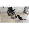 Image 1 : Drive Medical Silver Sport 2 Manual Wheelchair with Swing-Away Footrests and Leg Rest