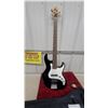 Image 2 : Squier Fairlane Four-String Electric Bass Guitar with Gig Bag