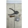 Image 4 : Vintage Bench Clamp Hand Crank Grinding Ston, 6 Wood Chisels, Awl, Tape Line, Cutters and More