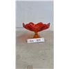 Image 1 : Vintage Viking or L.E.SMith Glass Pedestal Compote Bowl in the "Amberina" Color Featuring a 6 Petal