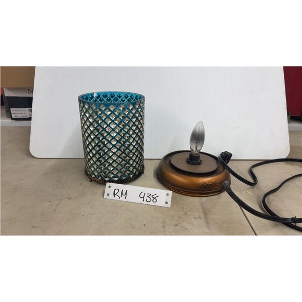 Vintage Blue Diamond Scentsy Warmer Electric Corded Lamp- Works