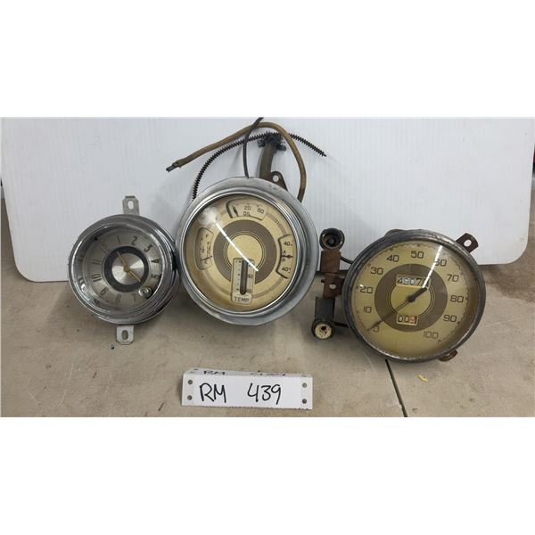 1930's Ford Speedo & Dash Cluster Gauges & 1949-50 Buick Car Dash Clock