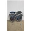 Image 2 : 3 Vintage Ford Mustang Car Gaia Emblem