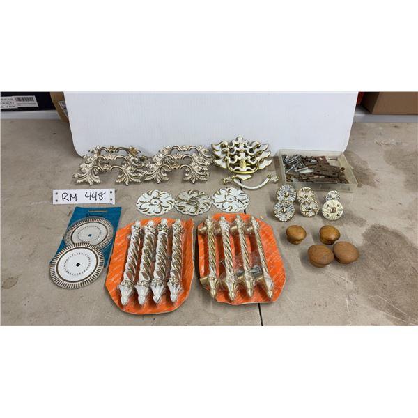 Vintage America Cabinet Hardware, Knobs & Handles Most NOS