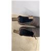 Image 4 : Original Blundstone 500 Unisex Stout Brown Boots Men's Size 9 or Ladies Size 12 Made in Australia