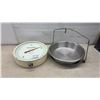 Image 1 : Toledo Model 2110 Hanging Dial Double Sided Scale with Stainless Steel Pan