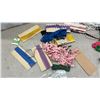 Image 8 : Sewing and Craft Supplies: Embroidery Floss, Ribbons, Brooches, and More