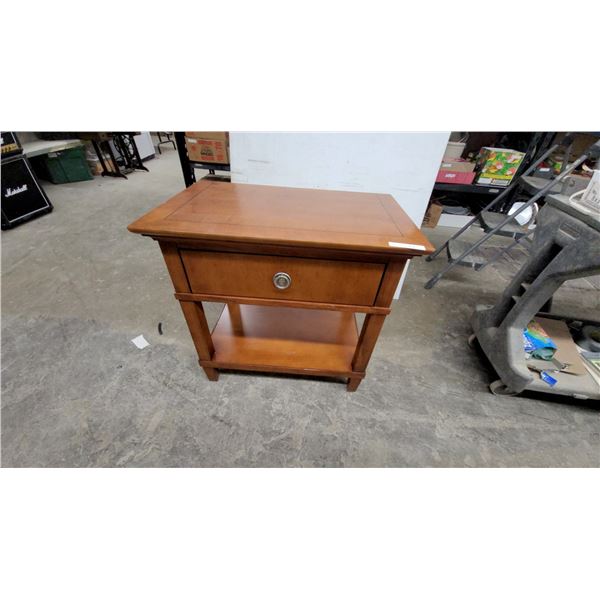 Wooden End Table with Single Drawer and Lower Shelf, Silver-Toned Pull Handle 30 x 31 x 19.6"