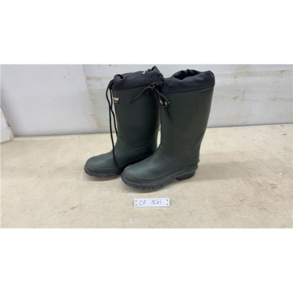 Baffin Insulated Waterproof Work Boots with Drawstring Cuffs, Green, Sz 4