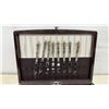 Image 2 : Pacific Silver Cloth Flatware Chest with Ornate Silver-Plated Flatware Set