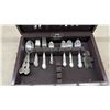 Image 3 : Pacific Silver Cloth Flatware Chest with Ornate Silver-Plated Flatware Set