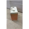 Image 8 : Vintage 45 RPM Carrying Case with Assorted 45 RPM Vinyl Singles and More