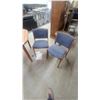 Image 4 : Mid-Century Modern Teak Extendable Dining Table with 4 Blue Upholstered Chairs 29 x 38 x 38"