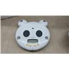 Image 4 : Salter Electronic Baby and Toddler Scale with Removable Tray and Instructions