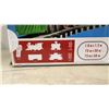 Image 6 : Lionel Disney Mickey Mouse Express Ready-To-Play Train Set 37-Piece Model 712050