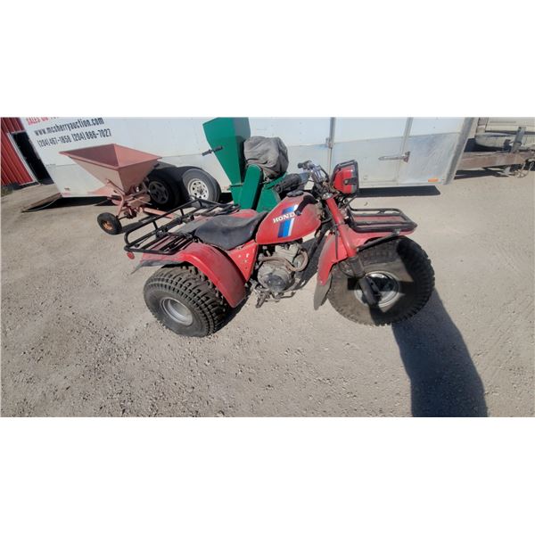 1984Honda ATC200 Big Red Three-Wheeler All-Terrain Cycle with Rear Rack Forward and Reverse Has
