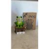 Image 1 : Solar Frog Garden Statue