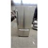 Image 1 : GE Stainless Steel Bottom-Freezer Refrigerator with Pull-Out Drawer 30" Wide