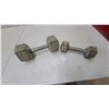 Image 1 : Cast Iron Hexagonal Dumbbells, 25-Pound and 10-Pound