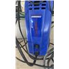 Image 10 : Simoniz S1500 Electric Pressure Washer, 1500 PSI, 1.5 GPM, Ppastic Reservoir Cracked.
