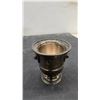 Image 11 : Viking Silver-Plated Candlesticks Pattern 804 with Grape Leaf Bases, 2 Cups