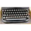 Image 3 : Remington Model 5 Portable Manual Typewriter with Original Carrying Case, 1930s-1940s