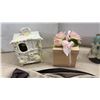 Image 10 : Hallmark Holiday Letters, Poinsettia Stationery Set, Music Box, Decorative Birds, Bliw Dryer, John