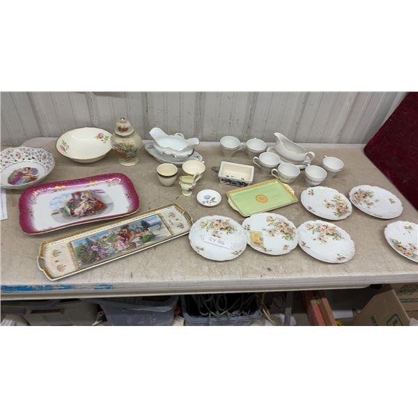 Royal Knight Traditional Dinnerware Teacups, Gravy Boat, Underplate, and More