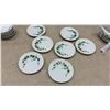 Image 7 : Fuji China Ivy Pattern Dinnerware Set with Serving Pieces, Made in Japan