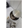 Image 6 : Aluminum Stock Pot with Lid and Hand-Crank Table-Clamp Food Meat Grinder