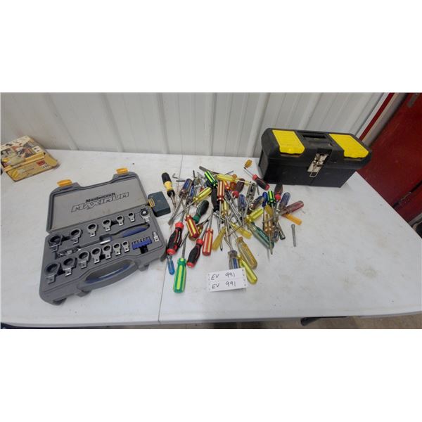 Mastercraft Maximum Pass-Thru Ratchet and Socket Set with Assorted Screwdrivers and Tool Box