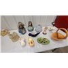 Image 1 : Ceramic Busts, Decorative Dutch Clogs, Figurines, Wicker Basket, and More