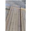 Image 3 : 42 2"x4" x 6'-10" Dimensional Lumber
